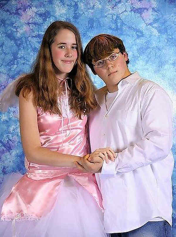 Most Embarrassing Prom Photos Ever