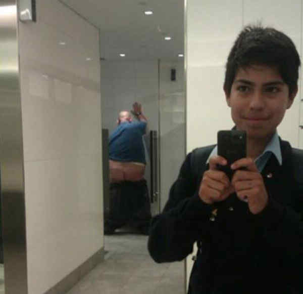 Funniest Facebook Photos Urinal Selfie