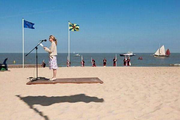 Funny Timing Beach Photo