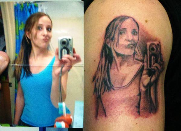 Selfy Tattoo