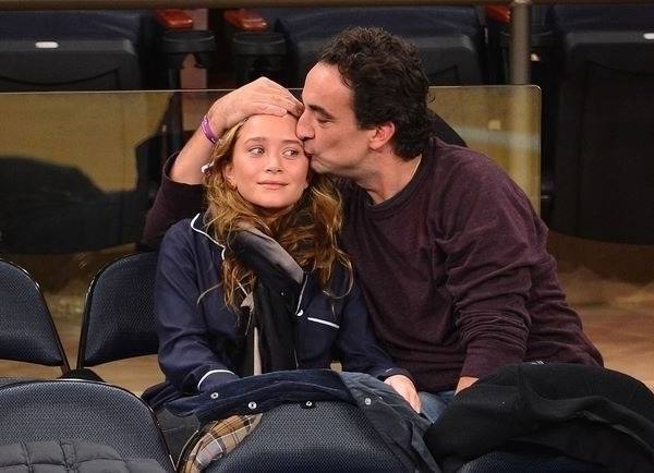 Mary Kate Olsen With Her French Boyfriend