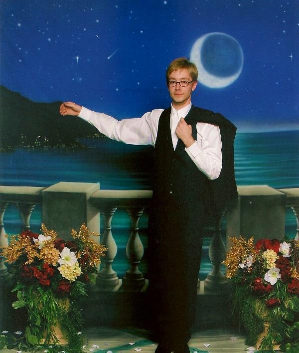 Forever Alone: The Prom Picture