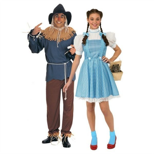 Couples Costumes Dorothy Scarecrow
