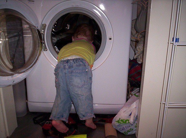Children In Danger Baby Washing Machine