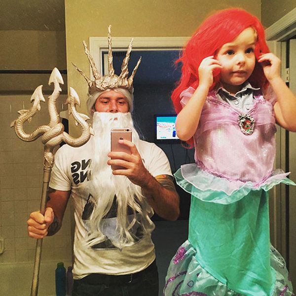 Humrous Father Daughter Ariel And Triton