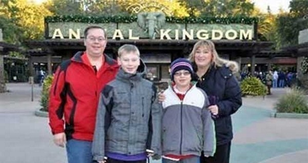 Anal Kingdom Family Photo