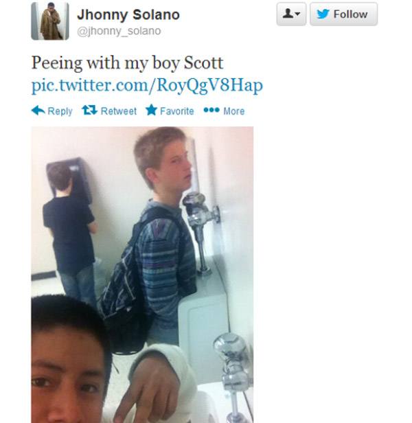 Pee Scott Selfie