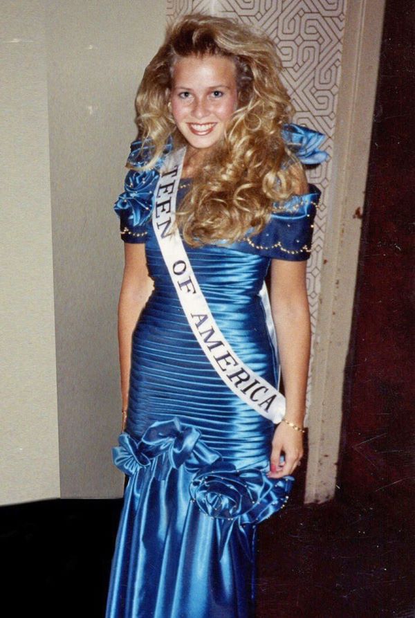 Chelsea Handler Beauty Pageant