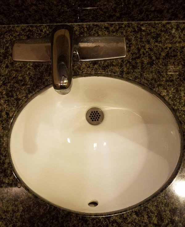 Misaligned Sink