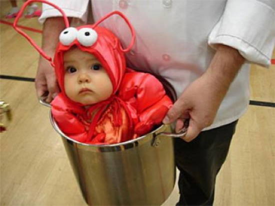 weird-kid-costume-lobster