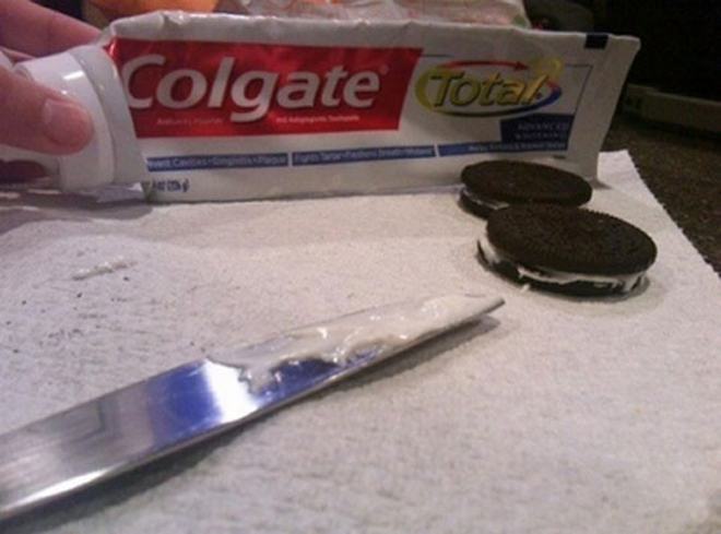 Toothpaste Oreos