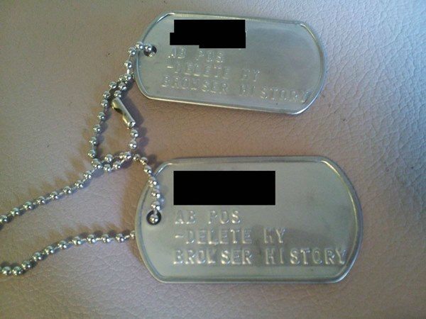 best-viral-pictures-week-5-dog-tags