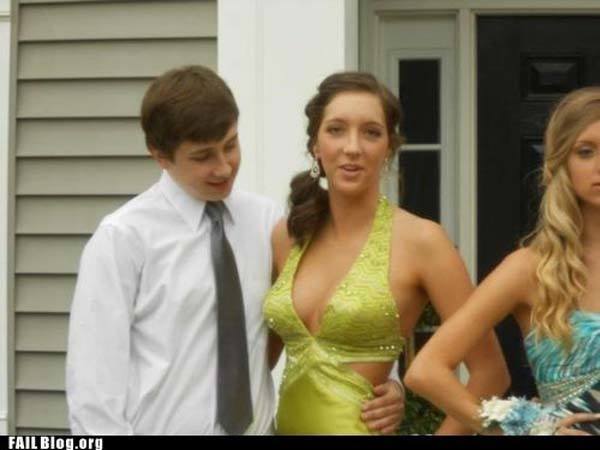 The 30 Most Embarrassing Prom Photos Ever