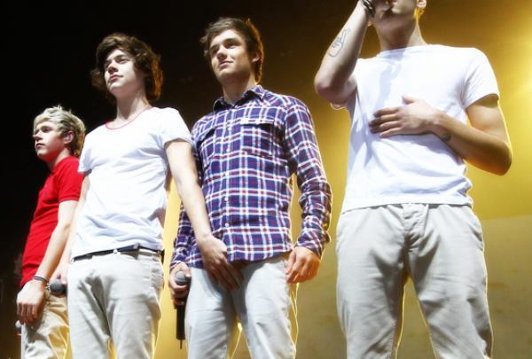 One Direction Hand Shake