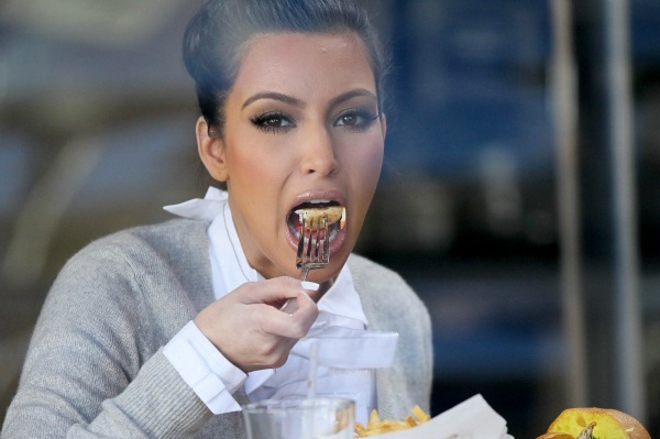 kim-kardashian-eating