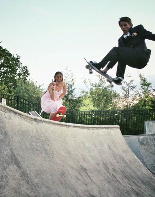 Prom Photo Fail Skateboarding