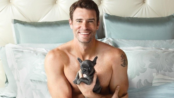 Scott Foley with a puppy