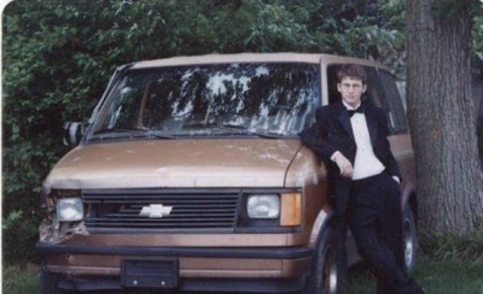 Minivan Senior Picture