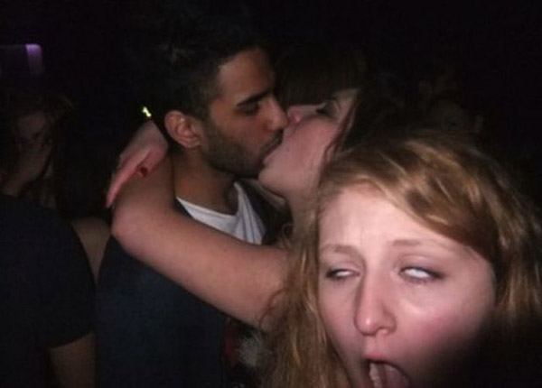 Kissing Drunk Photobomb