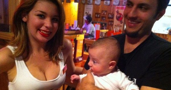 Father Son Hooters Waitress