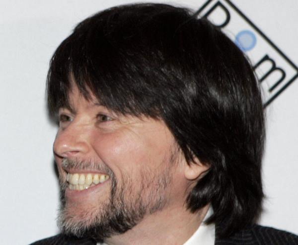 16 Intense Zoom Ins Of Ken Burns Hair That Are Strictly Platonic