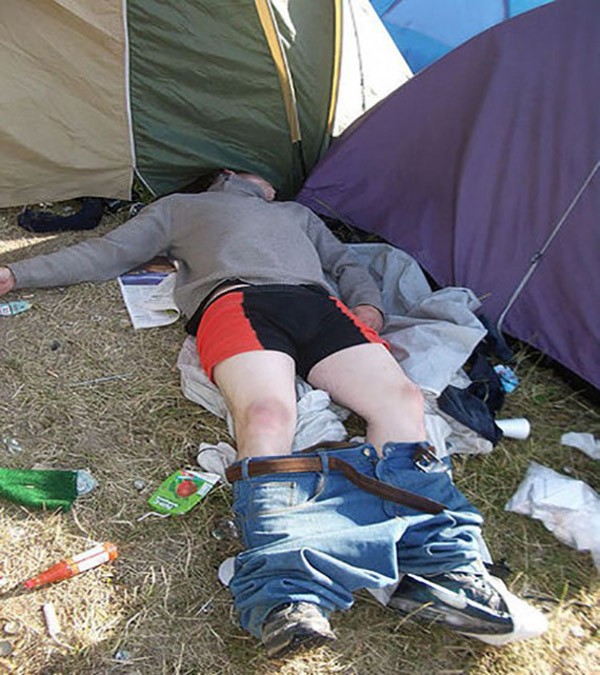 45 Camping Fails That Will Remind You Why You Only Went Once 0158