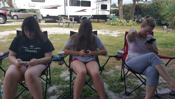 45 Camping Fails That Will Remind You Why You Only Went Once 1604